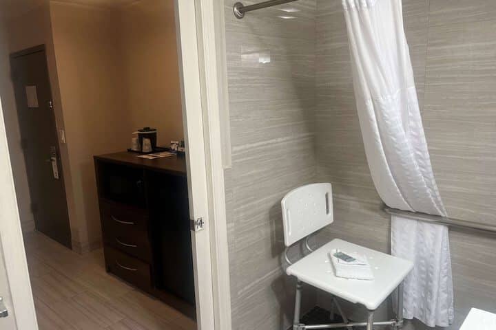 Room 20 of 41