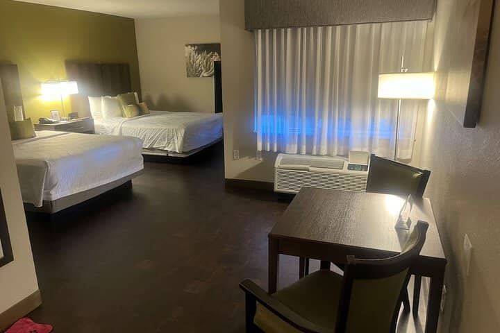 Room 19 of 41