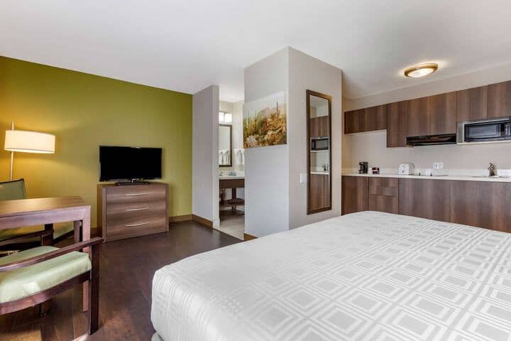 Room 5 of 41